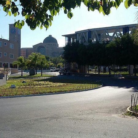 Hospedaria Servos De Maria Aparecida  Bagian luar foto